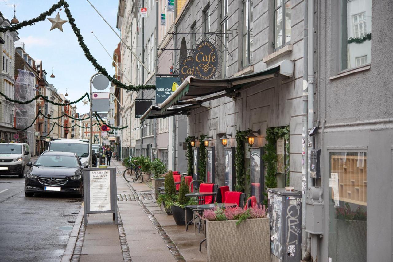 Sanders Monarch - Charming One-Bedroom Apartment With Two Balconies Köpenhamn Exteriör bild