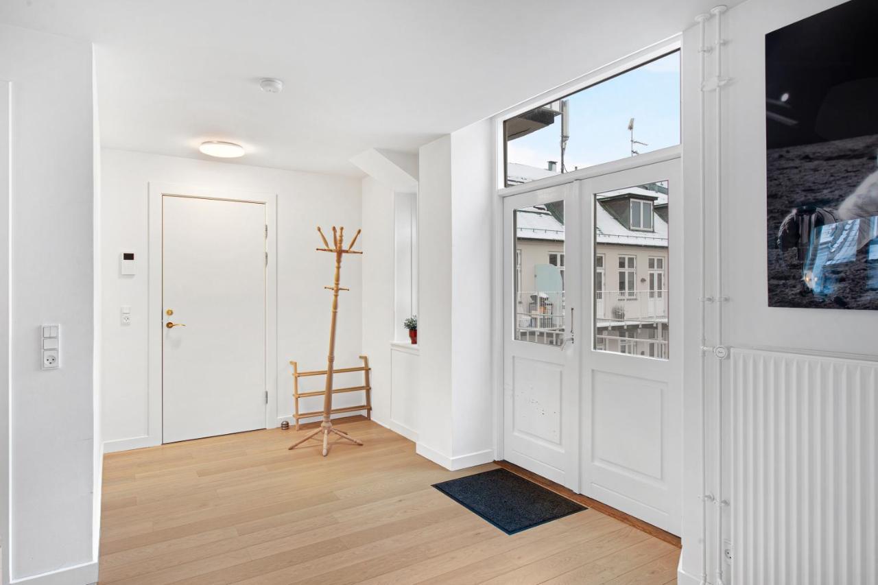 Sanders Monarch - Charming One-Bedroom Apartment With Two Balconies Köpenhamn Exteriör bild